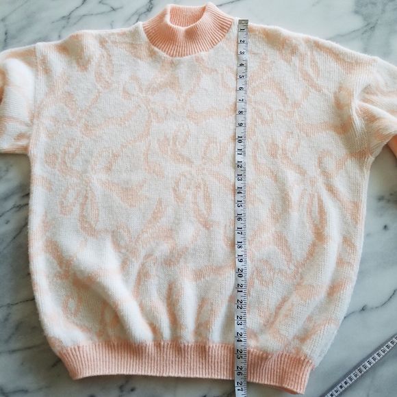 Vtg Classic Essential Womens L Pastel Floral Fluffy Sweater Peach White Enid - Picture 7 of 7